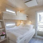 Hotel Ostsee Hausboot Swantje